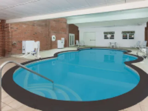 Howard Johnson by Wyndham Mystic Hotels in Stonington