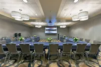Oxford Suites Bellingham
