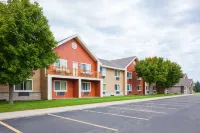 AmericInn by Wyndham Sartell Hotels in Stearns County