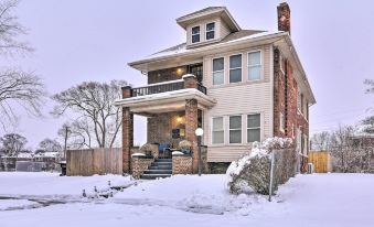 Awesome Detroit Apartment < 3 Mi to Midtown!