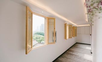 Xiantao BoNingYiShu hotel