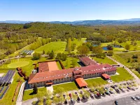 Iberik Augas Santas Balneario & Golf Hotel di Panton