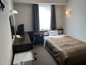 Kuwana Park Hotel