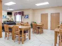 Days Inn by Wyndham Imlay City