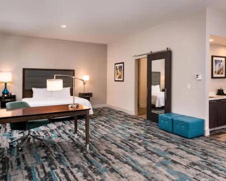Hampton Inn & Suites Olympia/Lacey Hotels in Olympia
