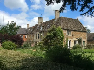 Castle Farm House B&B Hoteles en Corby