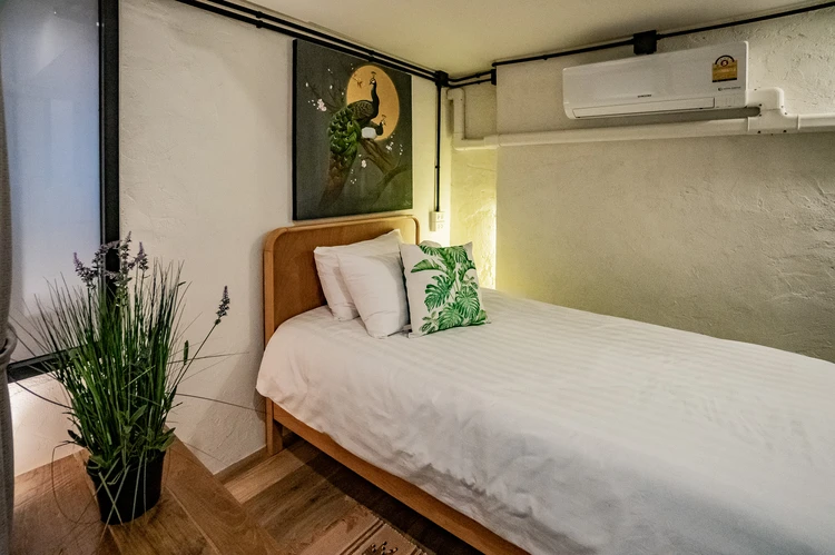 รูปภาพของLuxury Industrial Flat 5 Mins from Nimman