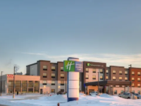 Holiday Inn Express & Suites MOOSE JAW by IHG Hotels in Moose Jaw