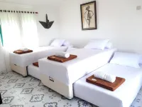 Rumah Jawa Antik Hotels in Cijeruk