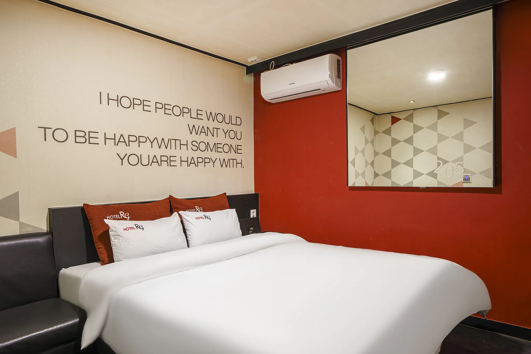 Gunsan RG Номера Photos