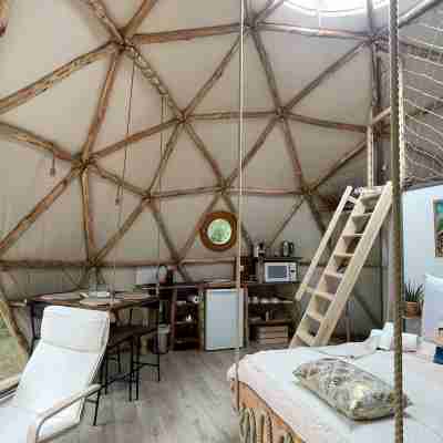 Lo Rey du Lac Rooms