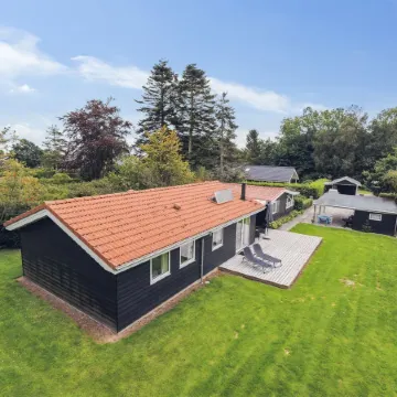 "Rikus" - 300m from the Sea