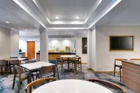 Fairfield Inn & Suites by Marriott Albany Hotels in Albany