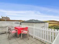 "Asa" - 75m from the Sea