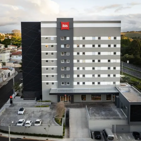 Ibis Botucatu Отели в г. Ботукату