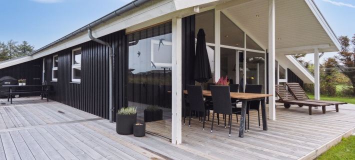 "Herbiorn" - 403m from the Sea Hotels in Lonstrup