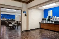 Days Inn by Wyndham Medicine Hat - breakfast