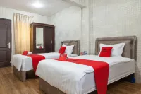 RedDoorz Near Pelabuhan Tanjung Perak 2 Surabaya Hotels in Semampir