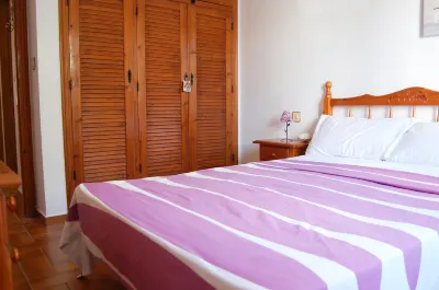Casa Del Ancla, Attractive House Near the Sea Hotels near La Mata Beach