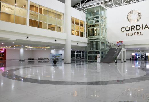 Cordia Hotel Banjarmasin 로비