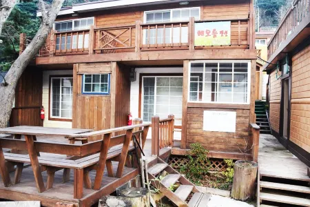 Ulleung Haeoreum Pension