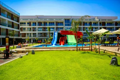 Courtyard Long Beach Holiday Resort