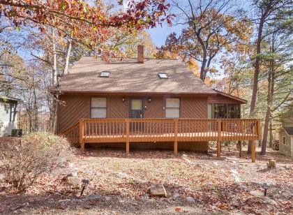 Spacious Family Home w/ Deck at Massanutten Resort