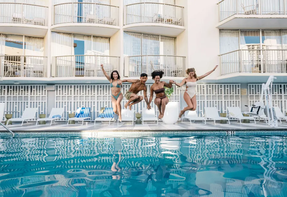 アウトリガー ワイキキ パラダイス ホテル 最新特別料金で宿泊