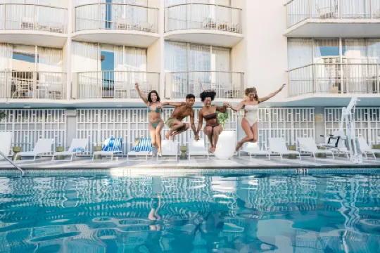 OUTRIGGER Waikīkī Paradise Hotel