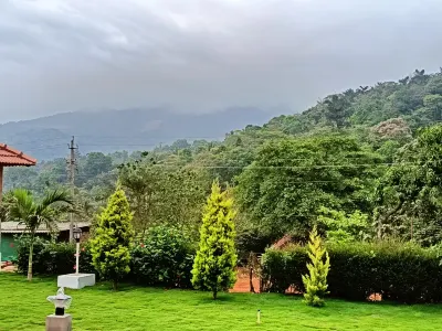 Hill Crest Resort - Coorg
