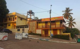 Belas Praias Pousada - Housity