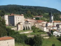 Château des Marcilly Talaru Hôtels à : Saint-Marcel-d'Urfé
