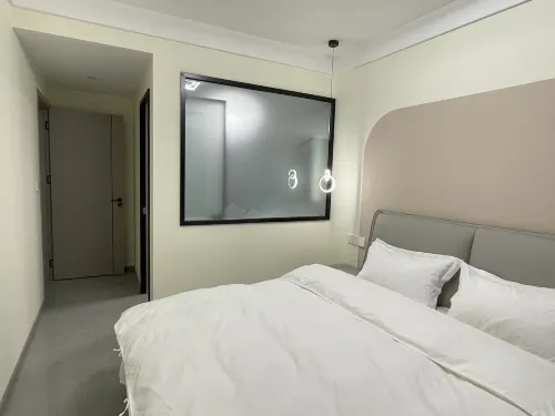 A Jingyesi Apartment (Shuangfeng Road)