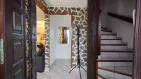 Charming Modular House from 4 to 6 Beds with Patio