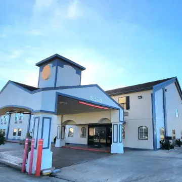 Days Inn by Wyndham Rosenberg