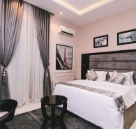 Bonhill Blu Hotel
