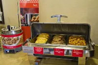 Hampton Inn Franklin - breakfast