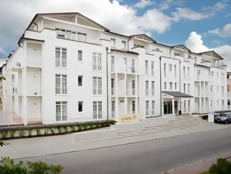 Nymphe Strandhotel & Apartments