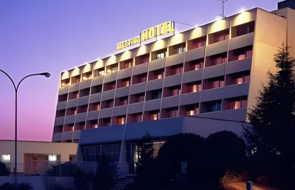 博洛尼亞門7號iH酒店