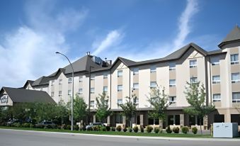 Days Inn & Suites by Wyndham West Edmonton