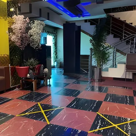 Metro Hotel Отели в г. Quetta District