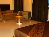 Monalysa St Honore Apartment & Studios Grand Bay Hotels in 
