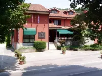 Villa San Carlo Hotel a Cortemilia