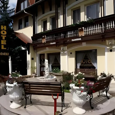Révész Hotel, Restaurant and Rosa Spa