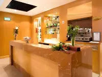 โรงแรมคลาสสิก ตูลิปาโน - ที่มีบาร์