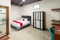 RedDoorz Lotte Near Ptc Mall Hotel di Sungai Kedukan