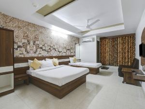 Hotel Tirupati - Ahmedabad
