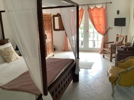 Villa d'Enghien Отели рядом с достопримечательностью «Остров Крокодил»