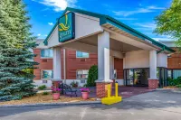 Quality Inn & Suites Downtown Hotels near Stillmank Brewing Company