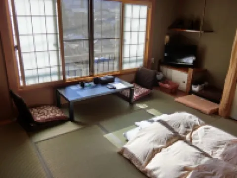 Aburaya Ryokan Hotel di Akiruno